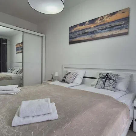 Apartament Lavista *